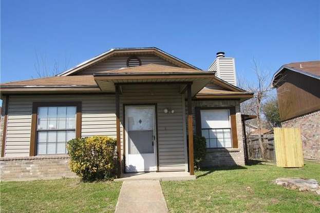 Photo - 2636 Clayton Oaks Dr Condo