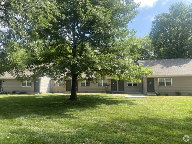 Building Photo - 703 Village Dr Unit 703 Rental