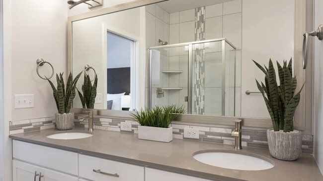 10942 NE 189th Pl Unit H
