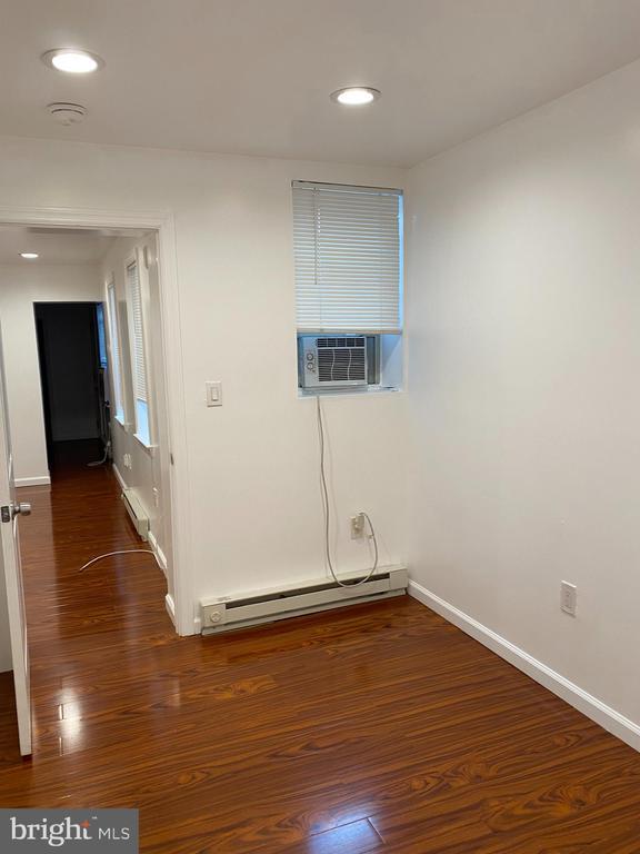 Photo - 918 S 12th St Unit 1R