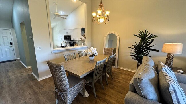 Photo - 8735 Olde Hickory Ave Unit 8306