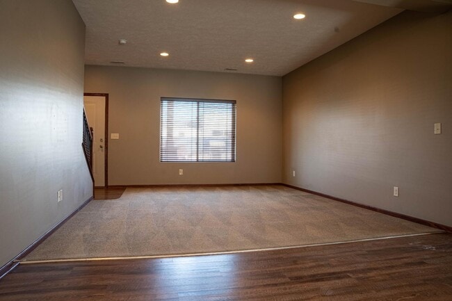 Photo - 1139 SW 6th St