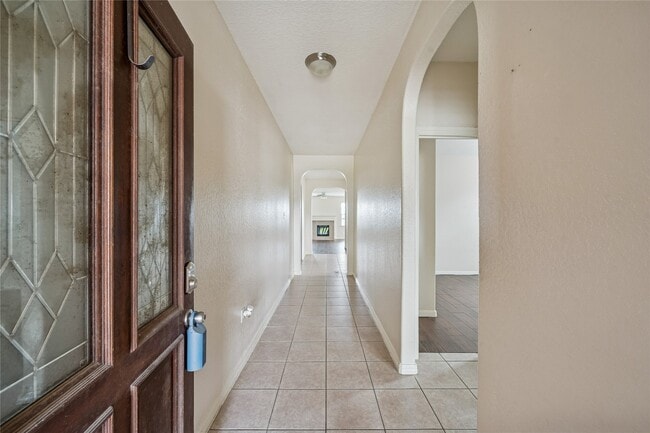 Photo - 10014 Williams Field Dr