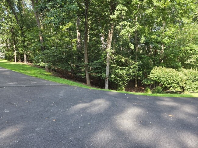 4407 Marquis Pl