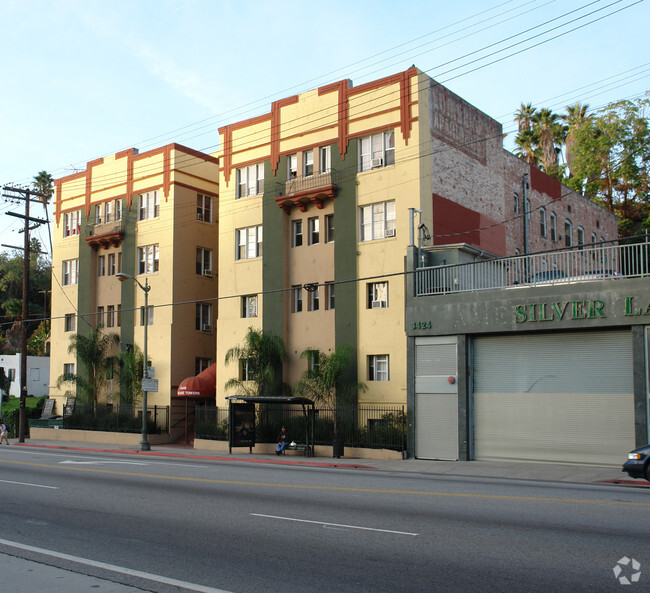 Building Photo - Silver Lake Towers Rental