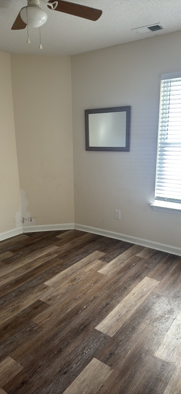 Photo - 7337 Leghorn St