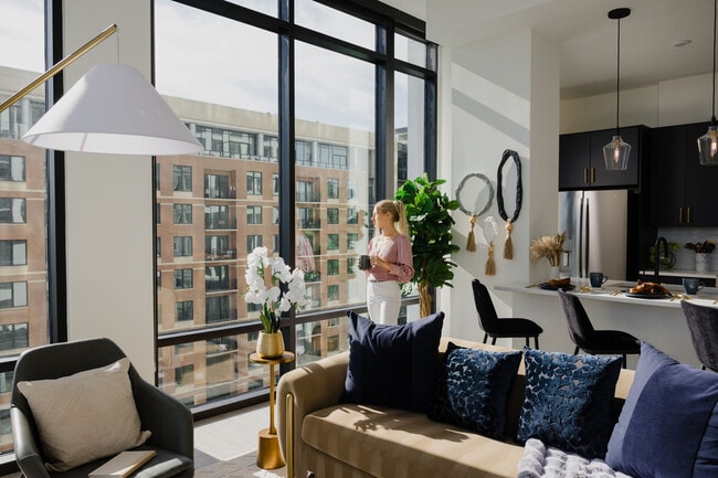 Overlook at Radius Dilworth apartments — community photo