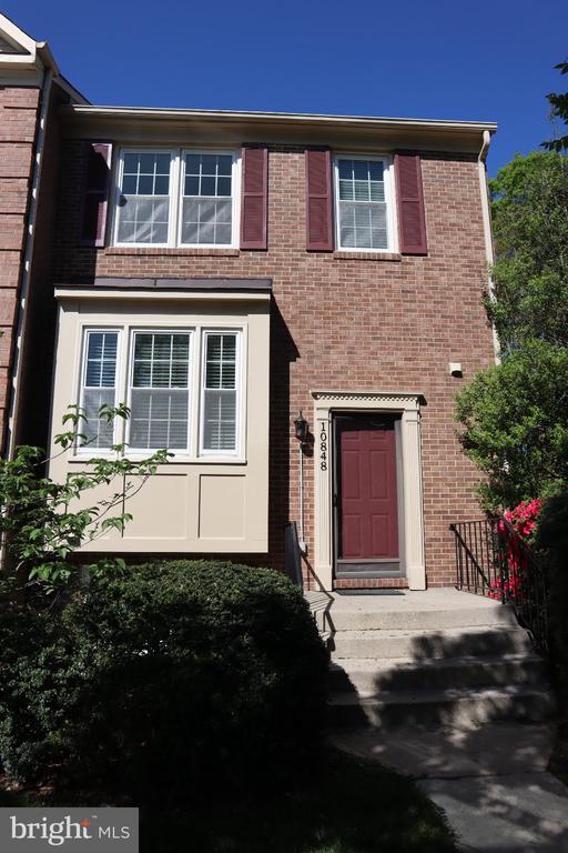 Photo - 10848 Douglas Ave