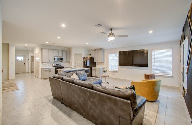 Building Photo - 29903 Violet sky Wy