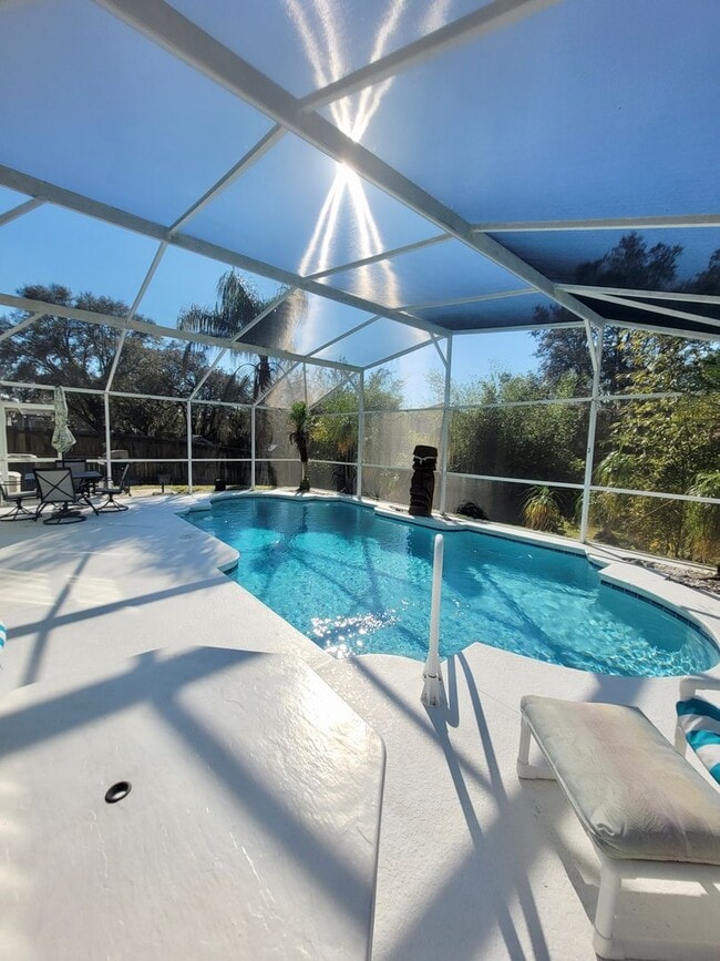 Photo - Fully furnished 3 bed 2 bath in beautiful Davenport