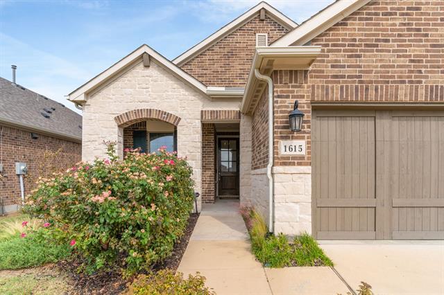 Photo - 1615 Sweetwater Wy