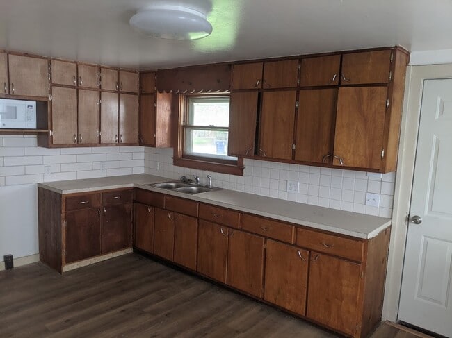 Photo - 175 S 4th St