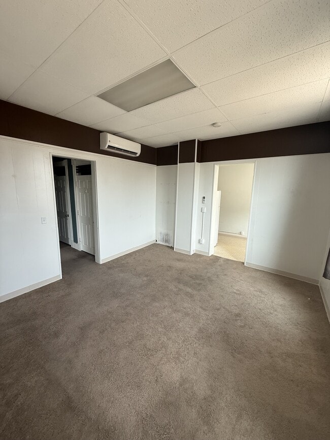 92.5 N Broad St Unit 92.5 N Broad Apt 3