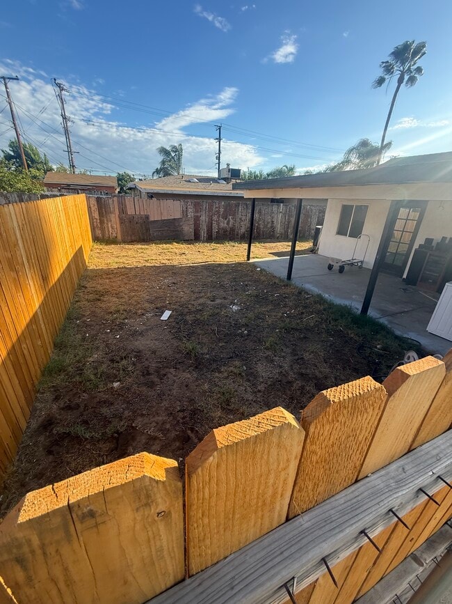 449 S Pampas Ave