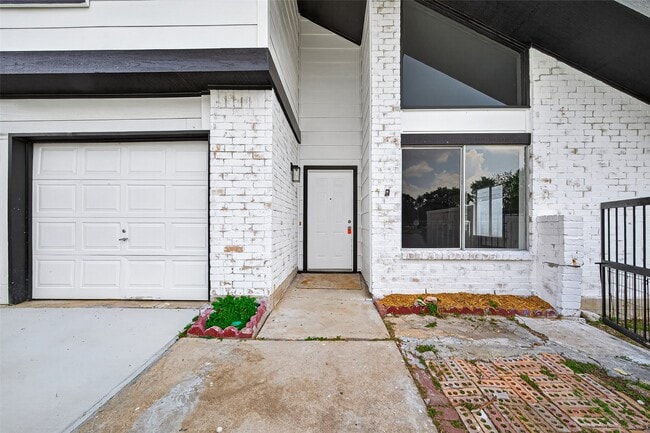 Photo - 12623 S Dairy Ashford Rd