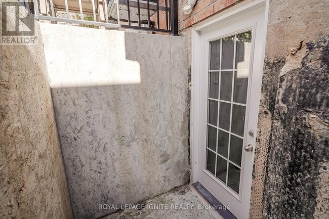 Photo - 1257 Roper Dr