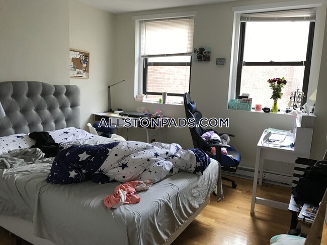 Photo - 1283 Commonwealth Ave Apartment Unit 4