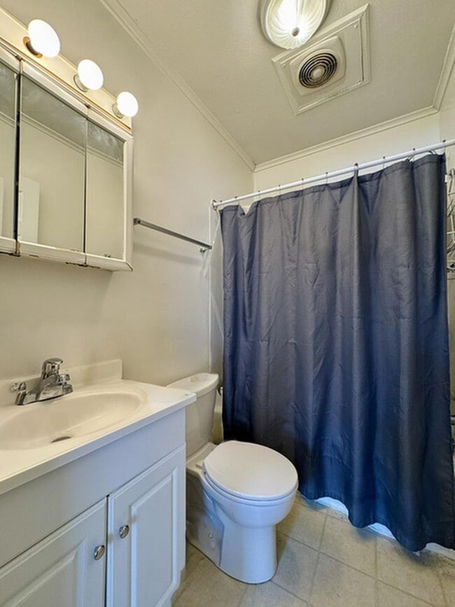 Photo - 1708 Grayland St