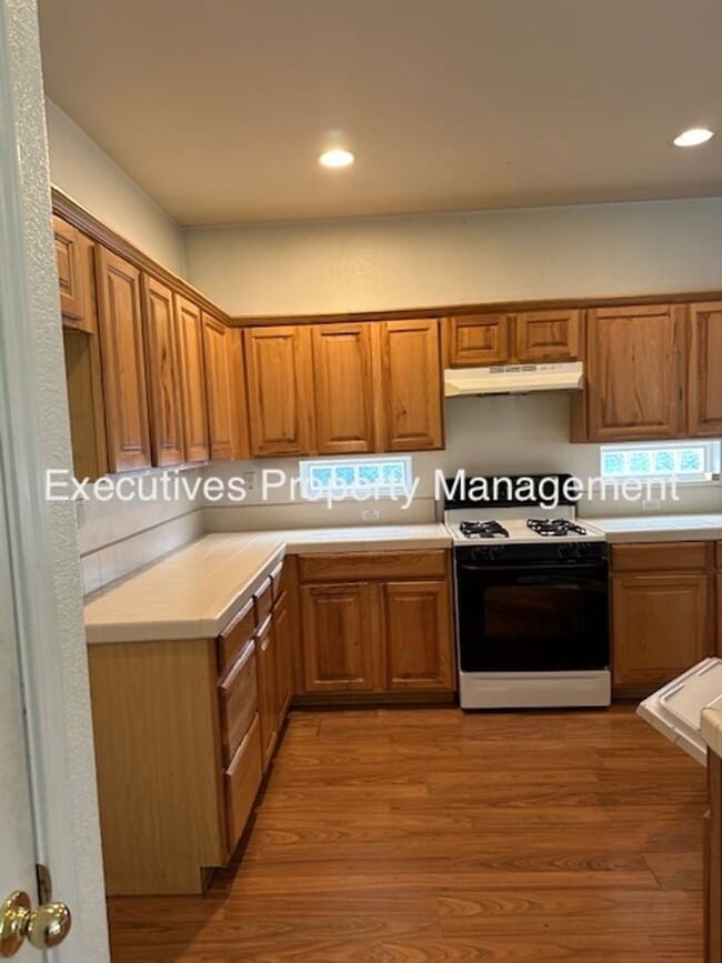 Photo - 3564 Santiago Ave