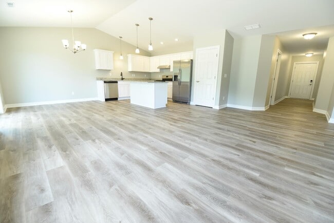 Photo - 1750 Meadowlark Ln