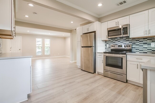 Photo - 5076 Matilda St Unit 127