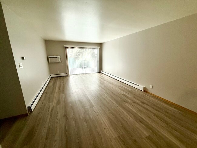 Photo - Bayside Apartments Unit 3