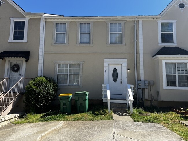 Photo - 3837 Meadow Creek Dr