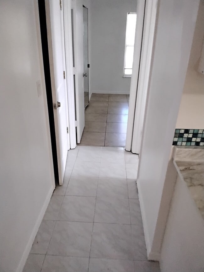 Photo - 118 SW Fairway Ave