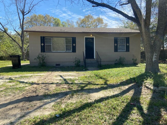 **AVAILABLE NOW**Total Electric*3 Bedroom ... - **AVAILABLE NOW**Total Electric*3 Bedroom ... House