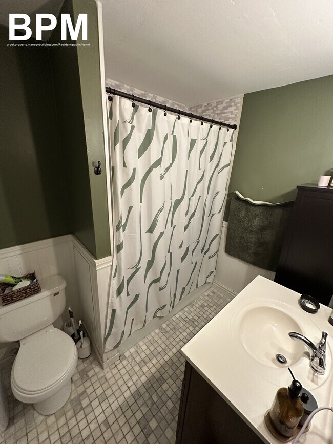 Photo - 28 Monmouth St Unit 3