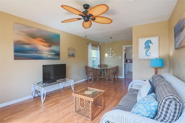 Photo - 110 Whiting Ave