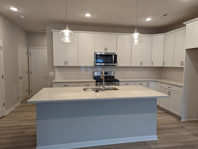 Photo - 14504 Twin Lakes Cir