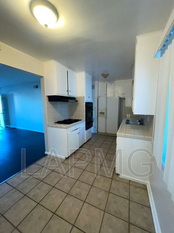 Photo - 11185 Carson Dr