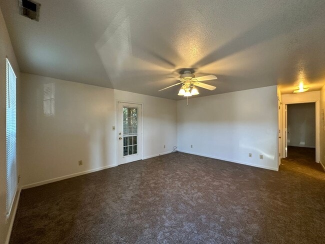 Photo - Waters Edge Drive-1851 (x4) Unidad 1851B