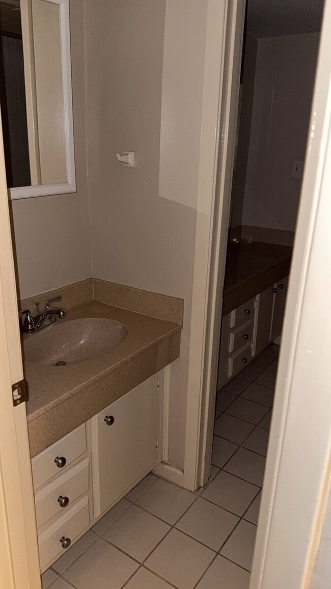 Photo - 3402 Timmons Ln Unit 8