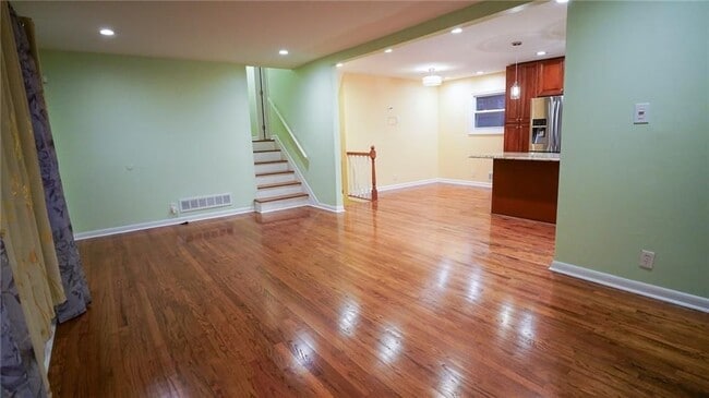 Photo - 2007 Candace Ln SE