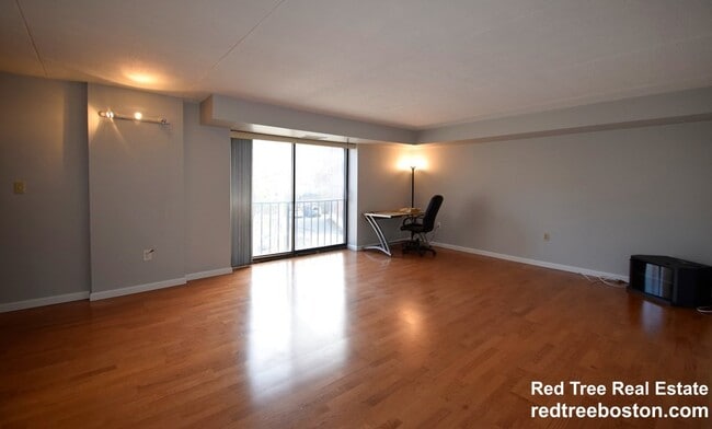 Photo - 1243 Beacon St Unit 1B-Brookline