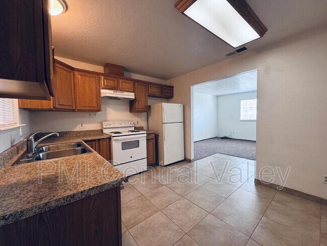 Photo - 417 Sutter St Unit Apt B