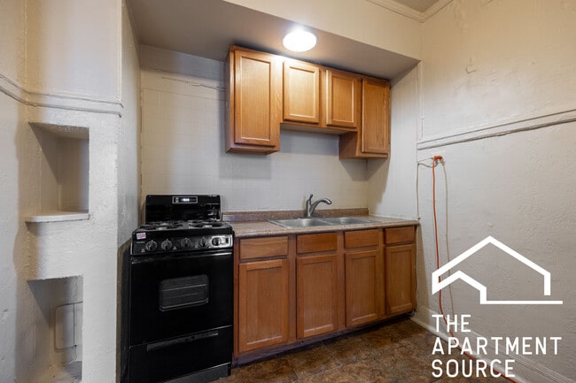 Photo - 6930 N Greenview Ave Unidad 608