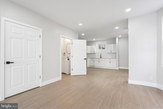 Photo - 5518 Chew Ave