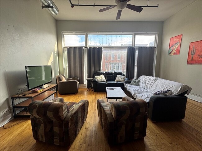 Building Photo - 135 Washington St