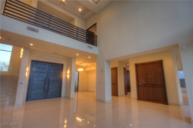 Building Photo - 7438 Yonie Ct Rental
