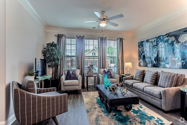 1BR, 1BA - 934 SF - Villages at Raleigh Beach