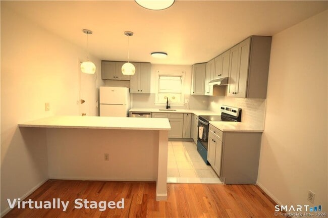 Photo - 5 Grandview Dr Unit 13D