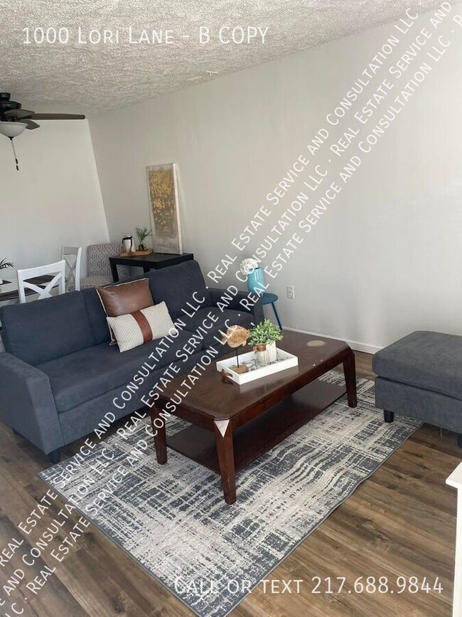 Photo - 1000 Lori Ln Apartamento Unidad B COPY