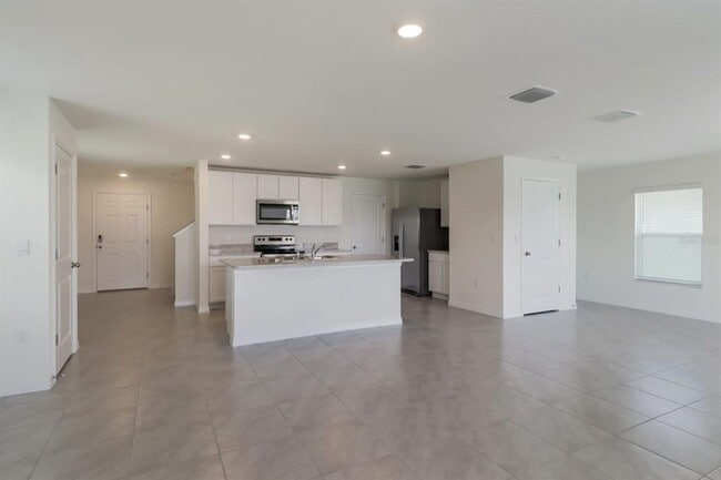 Photo - 477 Sunlit Coral St