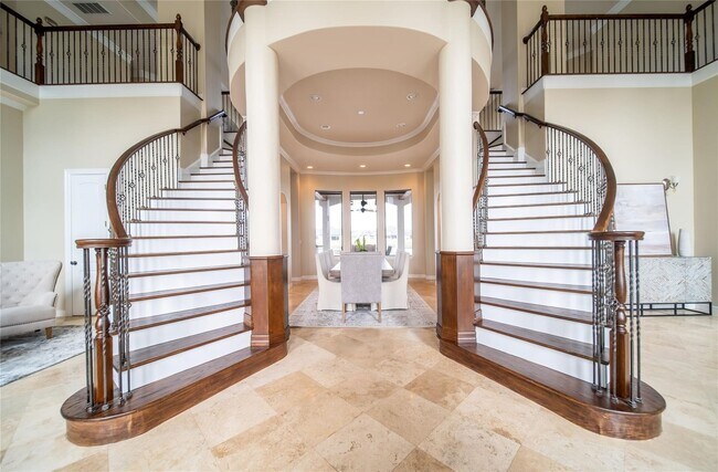 Photo - 18980 Harbor Side Blvd