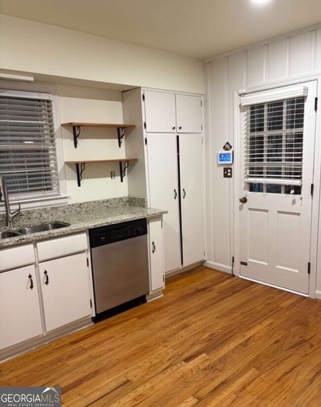 Photo - 2560 Wood Valley Dr