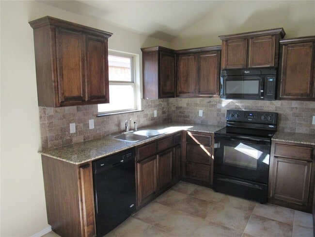 2321 NW 199th St