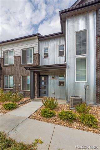 Photo - 9364 Gore St
